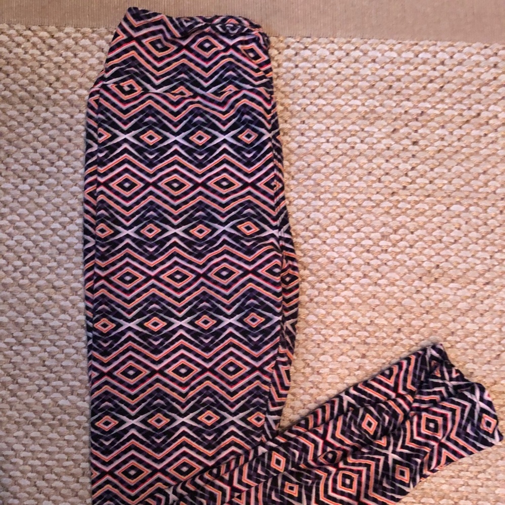 LulaRoe One Size Leggings